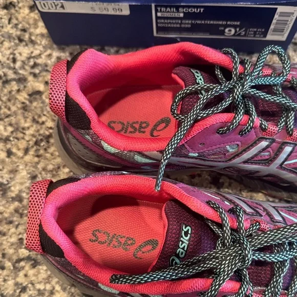 ASICS Women's Multicolor Athletic Shoes with box size 9.5 - Picture 4 of 9